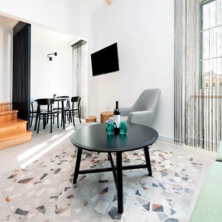 City Comfort Apartments Rovigno Esterno foto