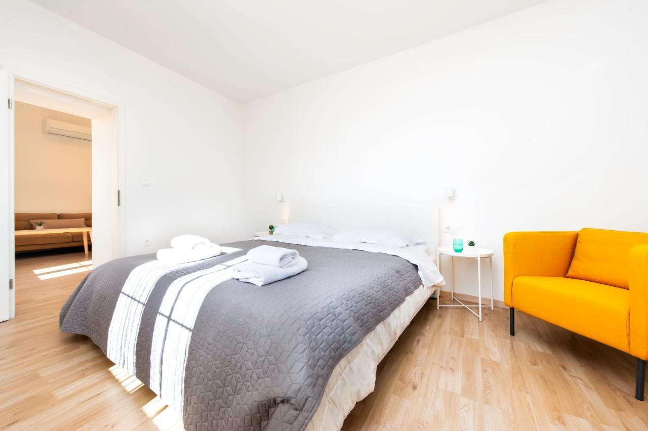 City Comfort Apartments Rovigno Esterno foto