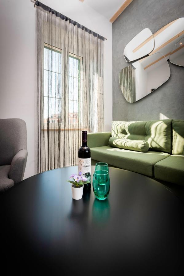 City Comfort Apartments Rovigno Esterno foto